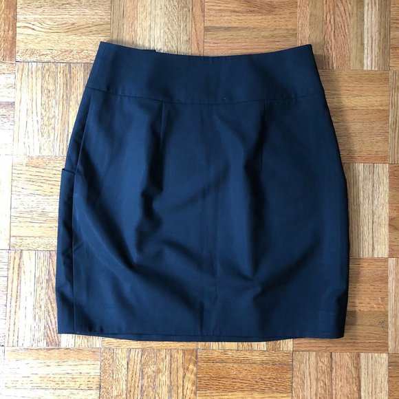 Theory Black Maryelia Mini Skirt w. Button Waist - Picture 3 of 3